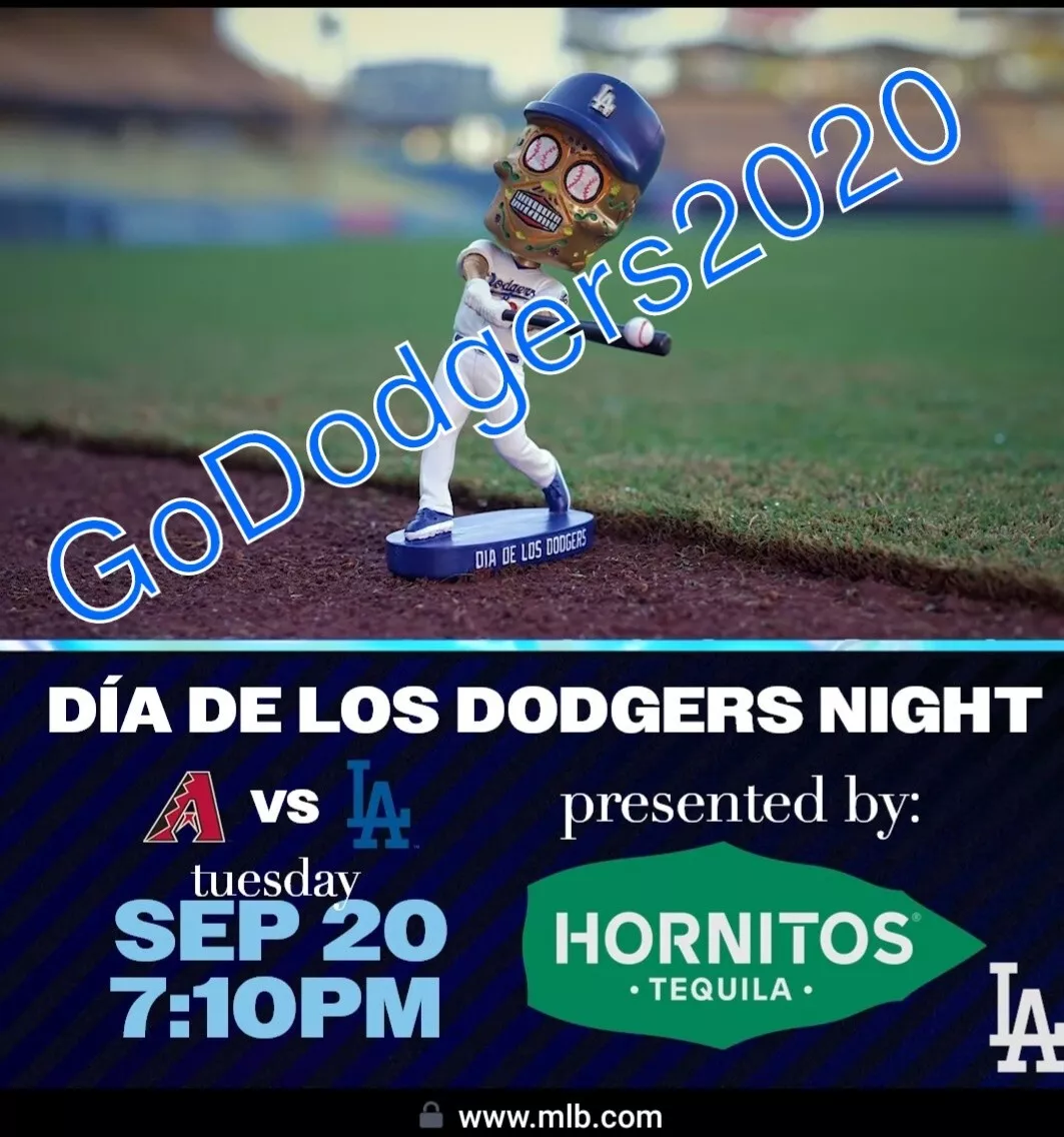NEW Los Angeles Dodgers Dia De Los Muertos Gold Sugar Skull Bobblehead