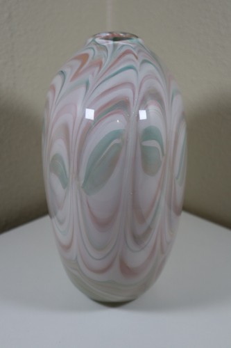 Hand Blown Glass Vase Signed Roger Dale 1992 9" - Picture 2 of 6