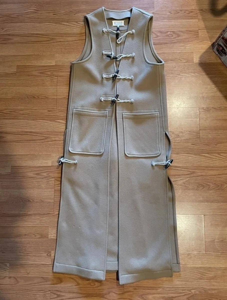 Maison Margiela FW16 Sleeveless Duffle Coat