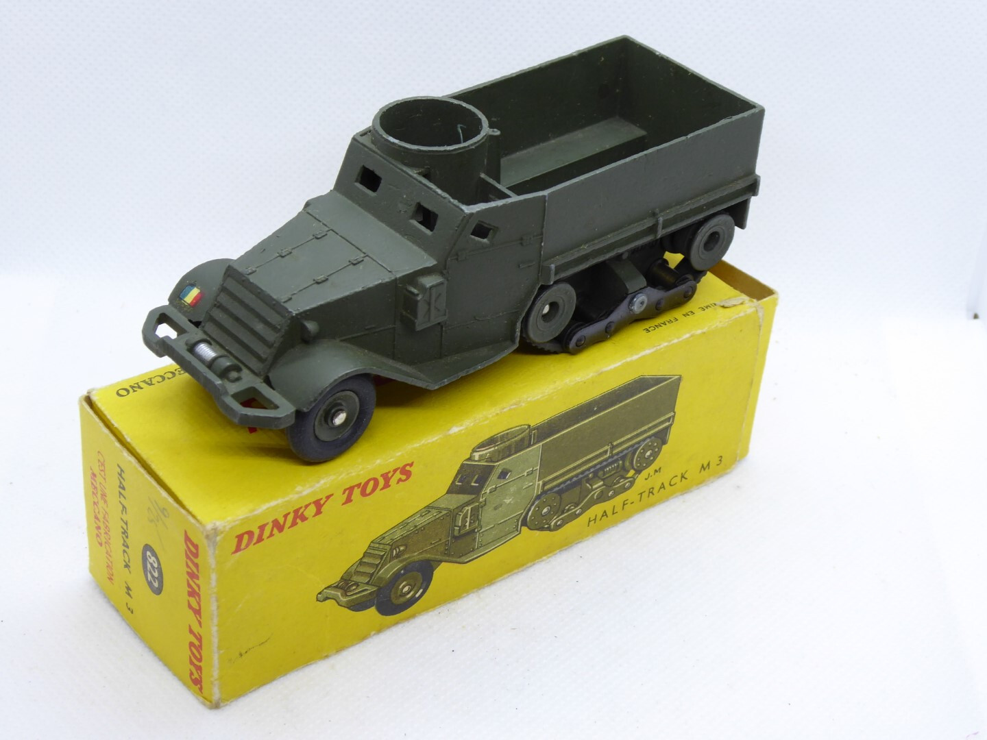 Dinky France 822, M3 Half Track - Free Price Guide & Review