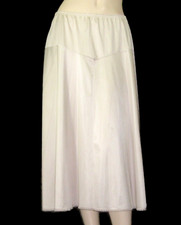Vanity Fair Vintage Silky Satiny Antron III Beige Half Slip Size Medium W 26-38