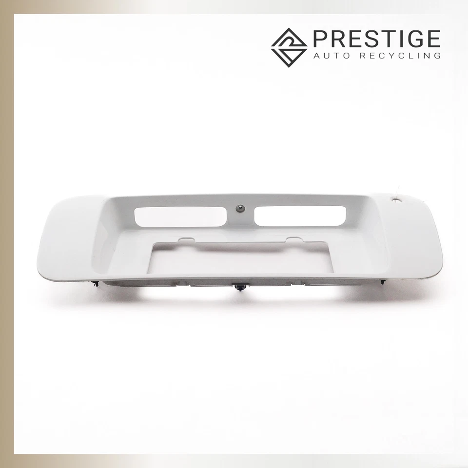 1994-1997 HONDA ACCORD 5Dr Rear License Plate Panel 74890-SV4-A000 White OEM - Imagem 3 de 4