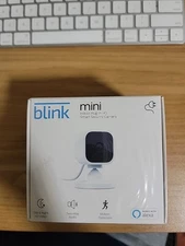 Blink Mini Compact Indoor Plug-In Smart Security Camera New Sealed BCM00300U