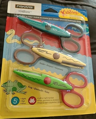 Fiskars KIDZORS Scissors Set Of 3 Scrapbooking Edgers Cardmaking nifp - Image 1 of 3
