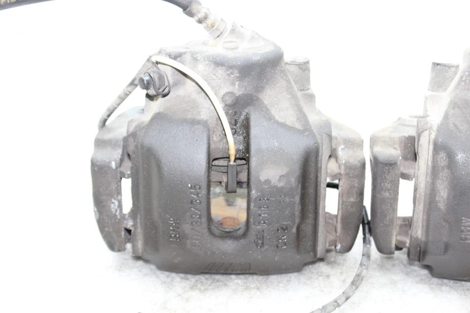 Pinzas de freno delanteras derecha e izquierda BMW M5 99-03 F1140 Foto 3 de 4