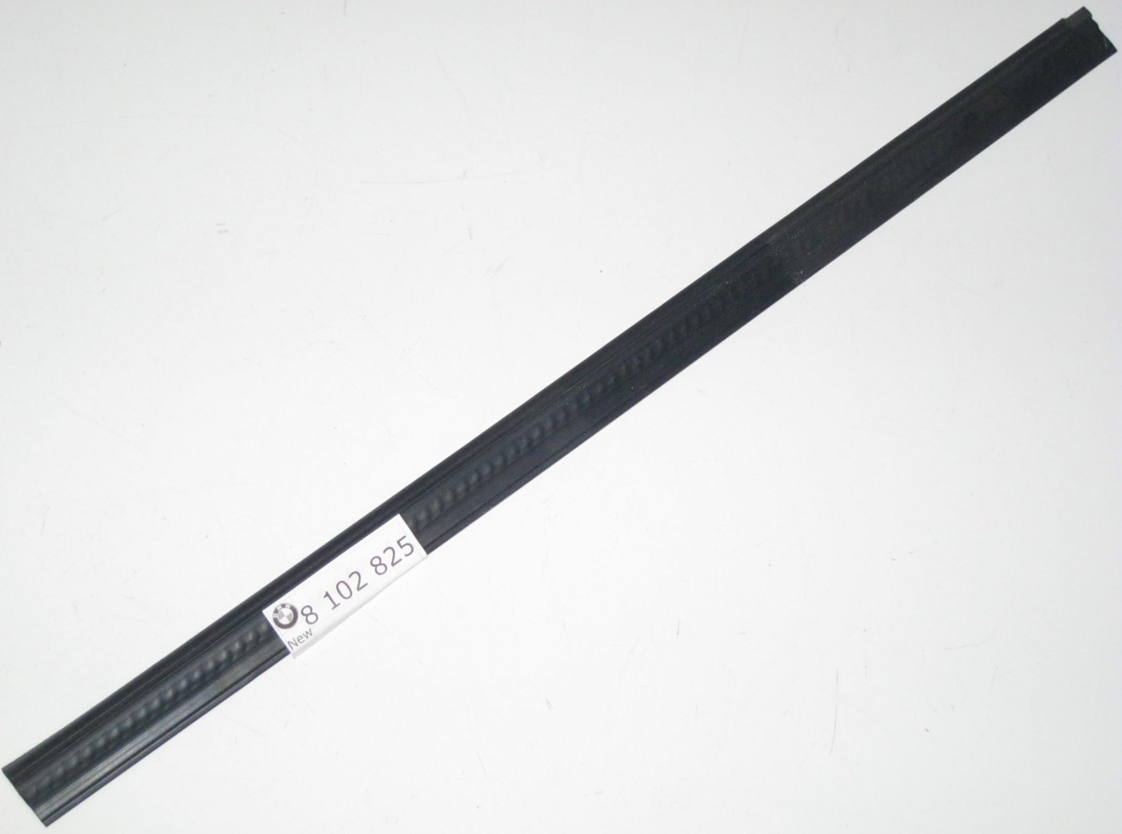 BMW E34 RL Door Window Seal Weatherstrip Gasket 8102825 