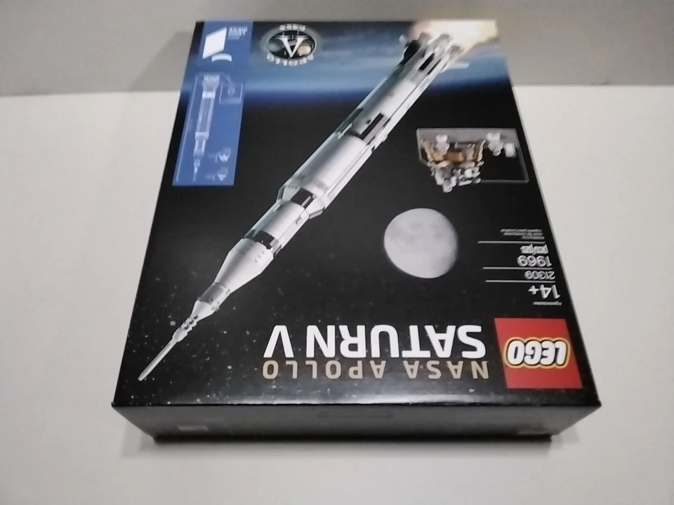 LEGO 21309 Ideas NASA Apollo Saturn V - Retired - Sealed - Next business day shi - Image 4 of 4