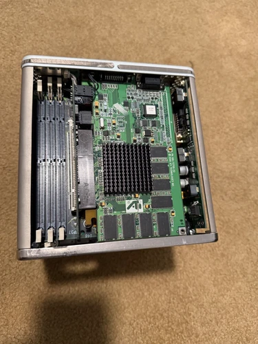 Apple G4 Cube