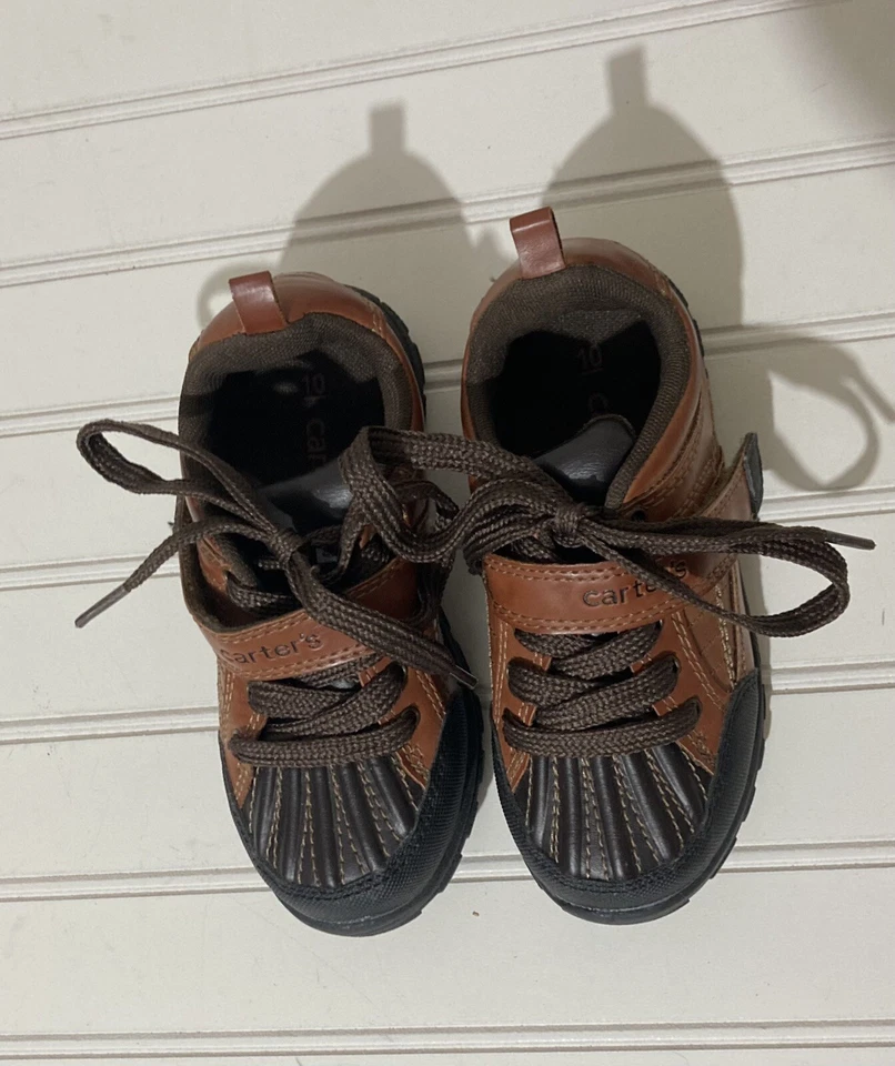 Niños Carter's Shotgun3 Marrón Zapatos Informales Tenis Talla 10 Gancho Lazo con Cordones Foto 3 de 4