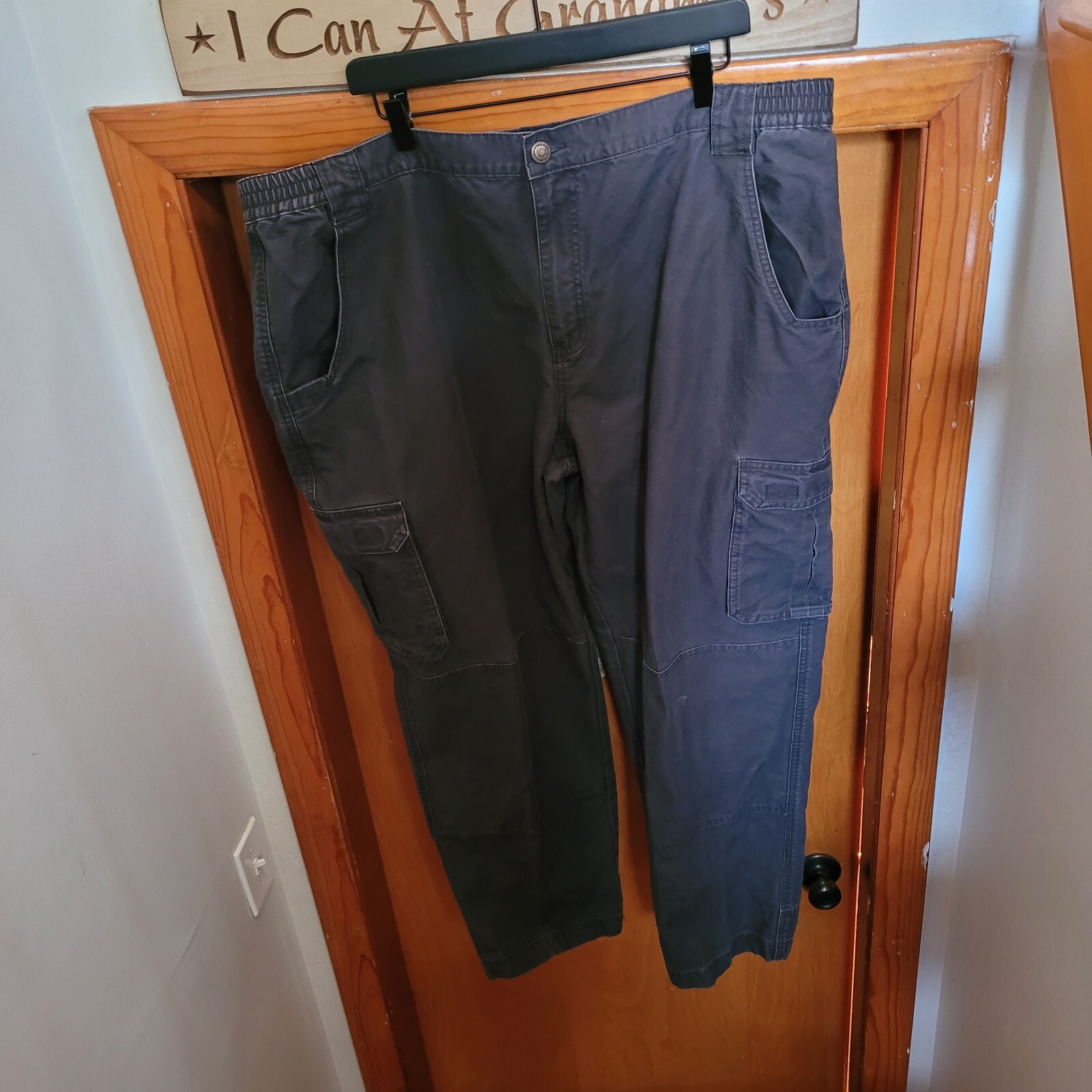 Cabela Heavy Gray Cotton Cargo Pants 44 Waist 30 Inseam NWOT-image