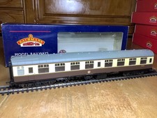 Bachmann 39-029B BR (WR) Chocolate & Cream Mk.1 2nd Class Corridor Coach SK