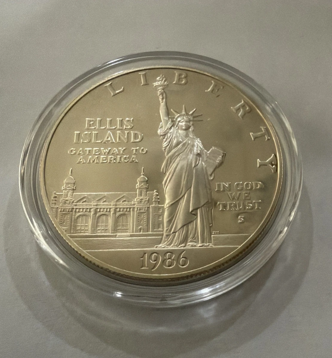 US Liberty Coin 1986年製 自由の女神 1986 Ellis Island Liberty Coin for sale | eBay