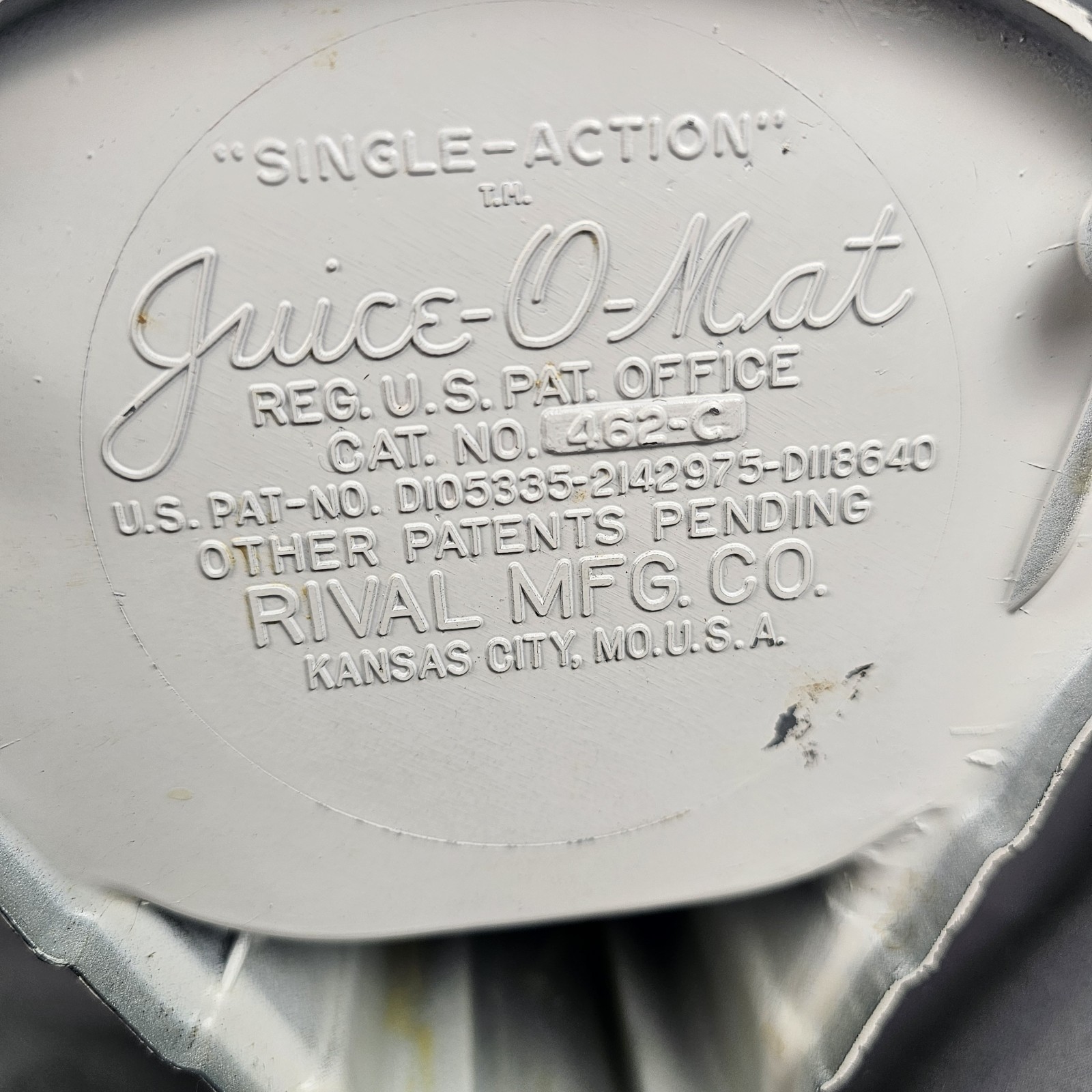 Vintage JUICE O MAT Rival MFG CO Single Action Juicer 462-C - USA