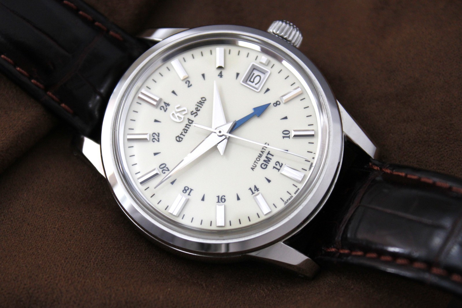 Grand Seiko Elegance GMT Auto 39.5mm Steel SBGM221 2020 Full Set 6Month Warranty