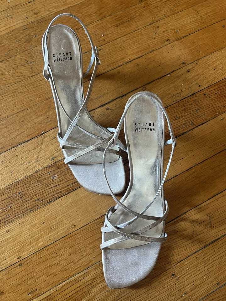 Stuart Weitzman винтажный y2k с ремешками золотой парчи котенок каблук сандалии размер 8 - Изображение 3 из 4