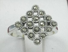 ELEGANT STERLING SILVER 16 STONE MARCASITE RING size 7 style r1326