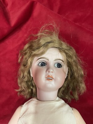 POUPÉE ANCIENNE TÊTE en porcelaine DEP 9 CORPS JUMEAU EUR 100,00