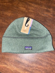 patagonia green beanie