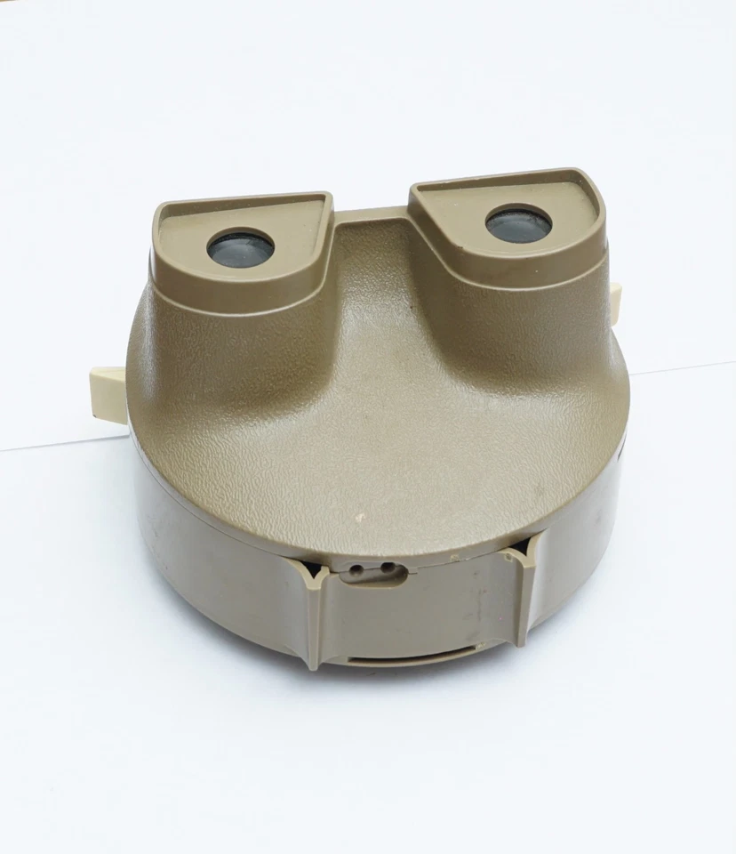 GAF / View-Master Tan Color Lighted, Model H Viewer. UNTESTED - Image 4 of 4