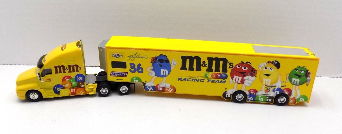 NASCAR Diecast M&M's Racing Team 1998 Hauler Truck & Trailer #36