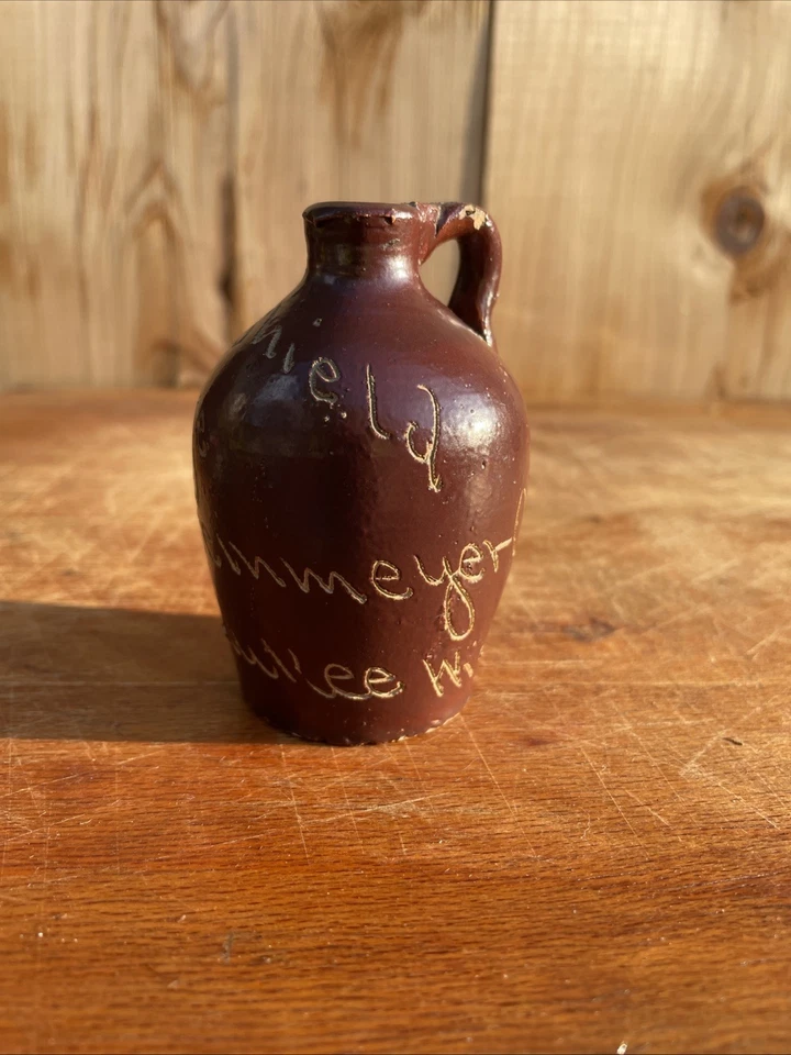 Pre Pro Red Shield 黑麦 Wm Steinmeyer Milwaukee Wis. 微型划痕罐 — 第 3/4 张图片