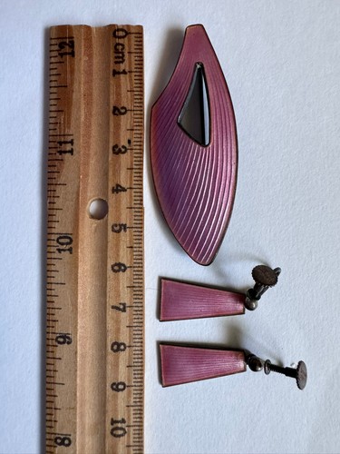 Volmer Bahner sterling silver pink enamel brooch w/ matching screw-back earrings
