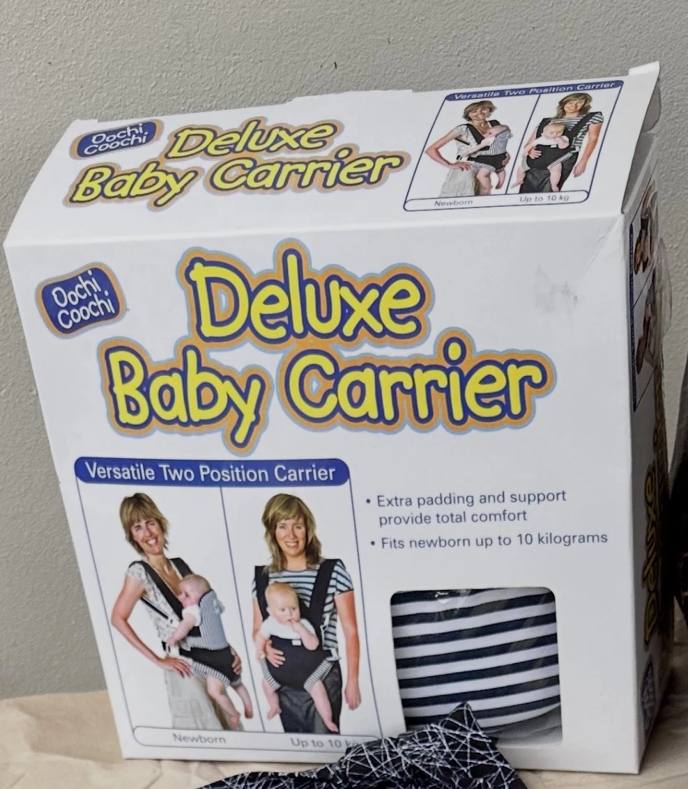 NEW Oochi Coochi Deluxe Baby Carrier 2-Way Adjustable Facing In Out Unopened Box