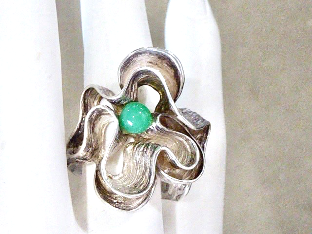 Vintage HAND MADE CUSTOM STERLING SILVER MINED JADE LADIES RING SIZE 6 ...