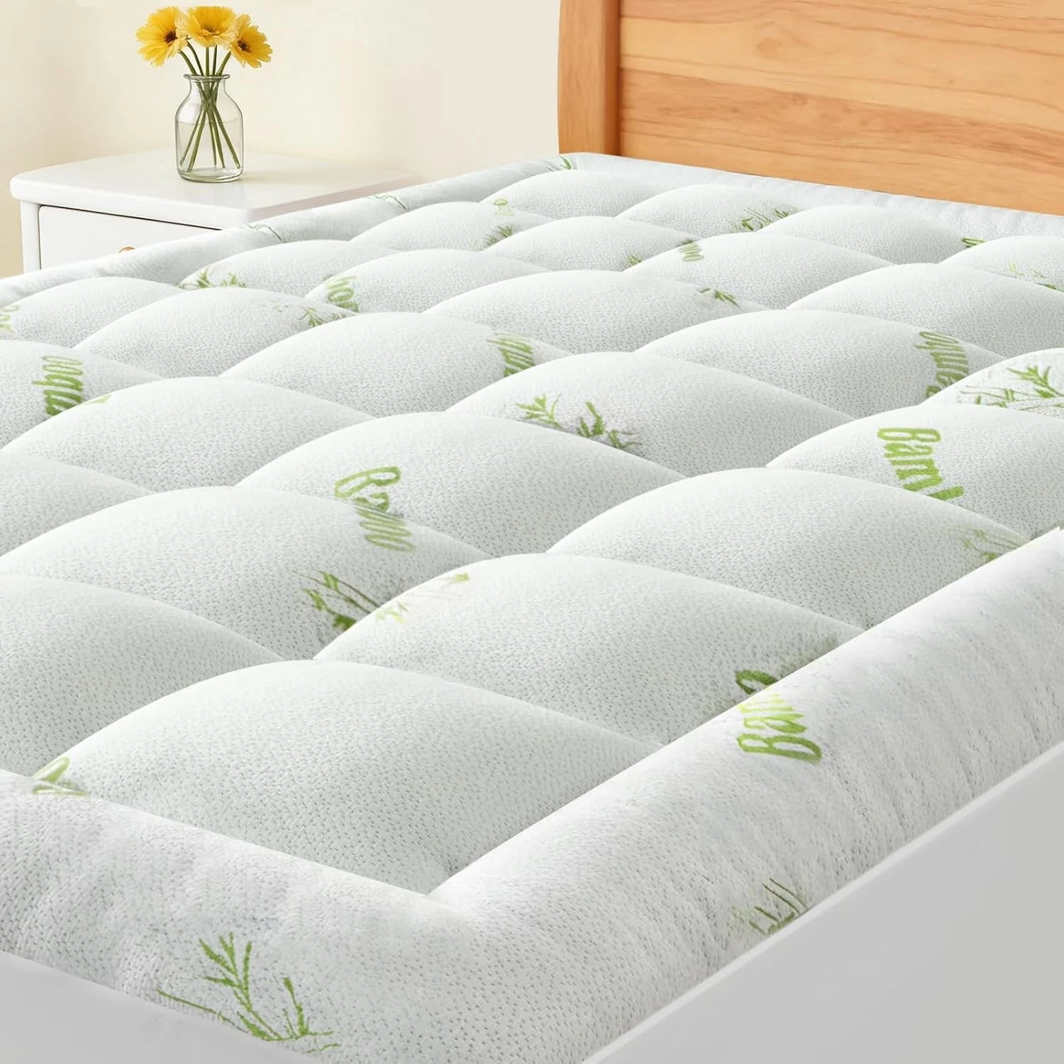 Ultra Soft Mattress Topper Viscose Derived from Bamboo Mattress Encasement
Opens in a new window or