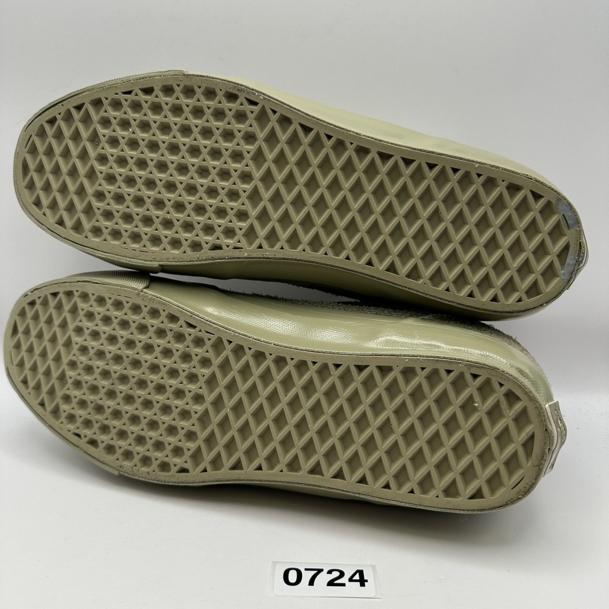 Vans Premium Half Cab 33 MEN display picture 1