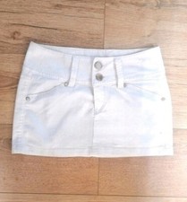 Sexy Jeans-Minirock in weiß -