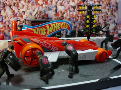 2020 TRACK BUILDER UNLIMITED Design RD-10  red/white;orange LOOSE Hot Wheels