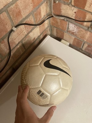 Nike Joga Bonito Ball Ronaldinho Ronaldo R10 R9 | eBay