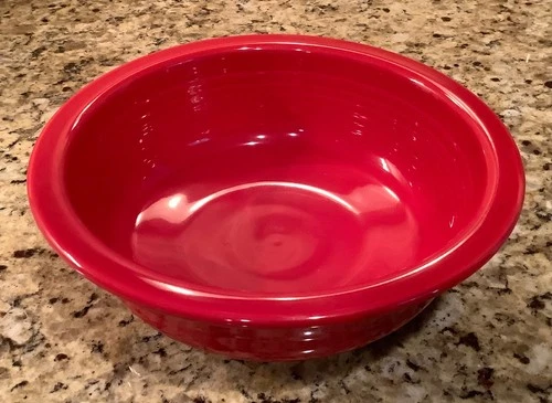Fiestaware Large 40oz Rimmed Serving Bowl Scarlet Red 8.25" Homer Laughlin HLC