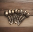 X8 Vintage Pretty Tudor Plate Oneida Community Silver Plated Floral Teaspoons — photo 1