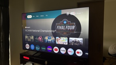 TCL 85 TV   Mint Condition
