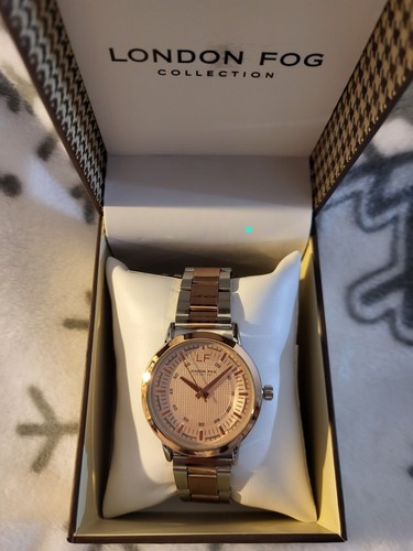 LONDON FOG Inverness two toned rose gold bracelet WATCH. Original MSRP $395. - Picture 5 of 5