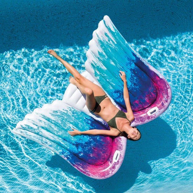 wings pool float