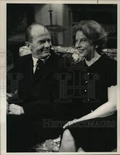 1964 Press Photo Leon Janney and Virginia Dwyer on "Another World," on NBC.