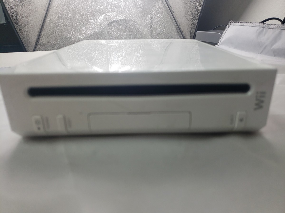 Nintendo Wii RVL-001 JPN 512 MB Home Console - White, JAPANESE