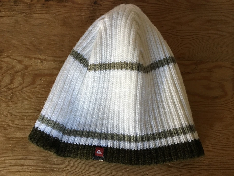 Nouveau - Chapeau QUIKSILVER - 100% ACRYLIQUE - Blanc Et Vert - Neuf - Photo 3/3