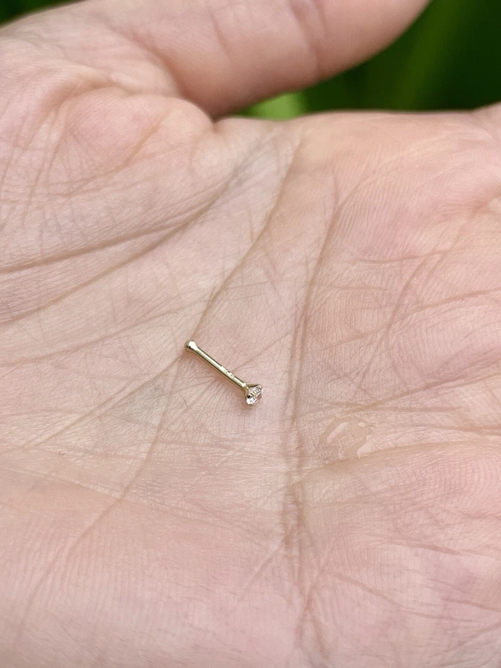 Anillo con nariz de diamante genuino natural de 2 mm VS 14k oro amarillo sólido de 20 g Foto 3 de 4