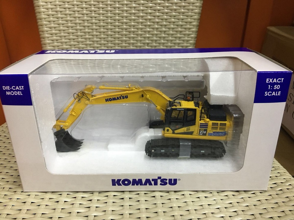 Miniature Komatsu HB215LC-3 Hybrid – Universal Hobbies 1/50 – Mezzi Industriali