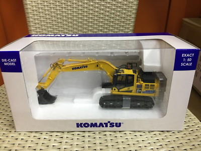 Diecast Masters Universal Hobbies 1/50 Scale Komatsu HB215 LC3