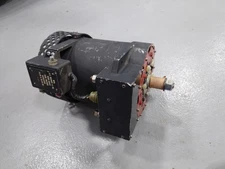 C.E Niehoff Dual Voltage Generator 76761-N1228 Alternator 28/14 Volt 200amp