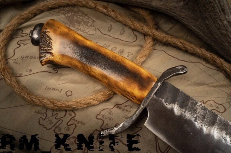 Rare find bowie knife with Antler handle - Image 2 of 4