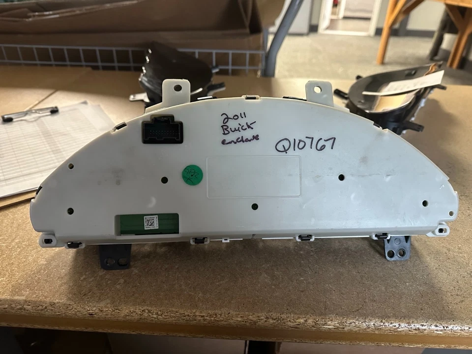 Cuadro de instrumentos velocímetro panel de instrumentos 2008 - 12 Buick Enclave 148.332 millas Foto 2 de 4