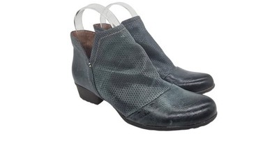 Cobb Hill Women's Gratasha V-Cut Boots bootie denim blue size 7
