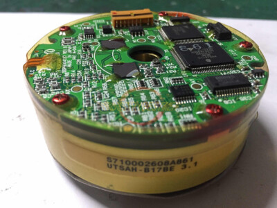 ONE Used Yaskawa UTSAH-B17BE Encoder