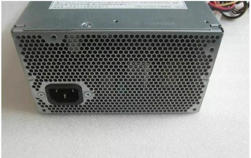 SuperMicro PWS-665-PQ 665W PS/2 Multi-output Power Supply - Bild 2 von 2